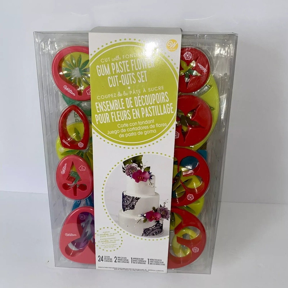 NEW Wilton Cut with Fondant Gum Paste Flower Cut-Outs w/Minis Impression Strip‎